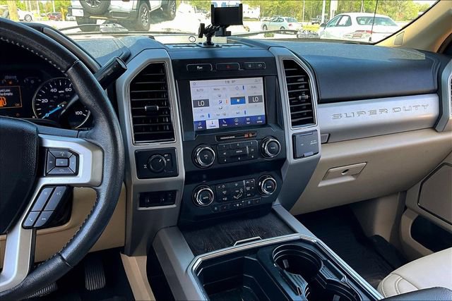 Used 2020 Ford F350 Lariat w/ Lariat Ultimate Package image 9