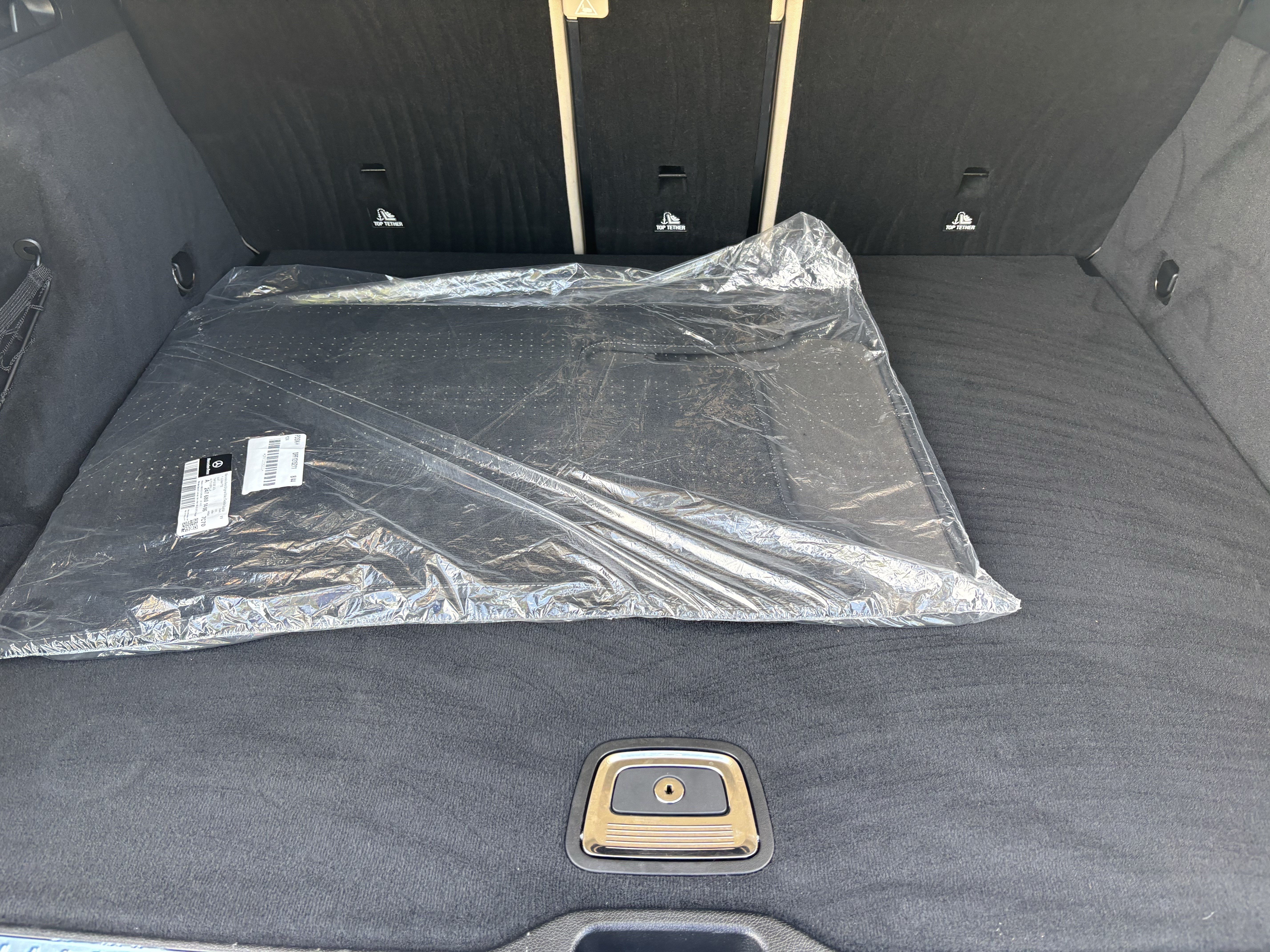 Used 2020 Mercedes-Benz GLC 300 4MATIC image 34