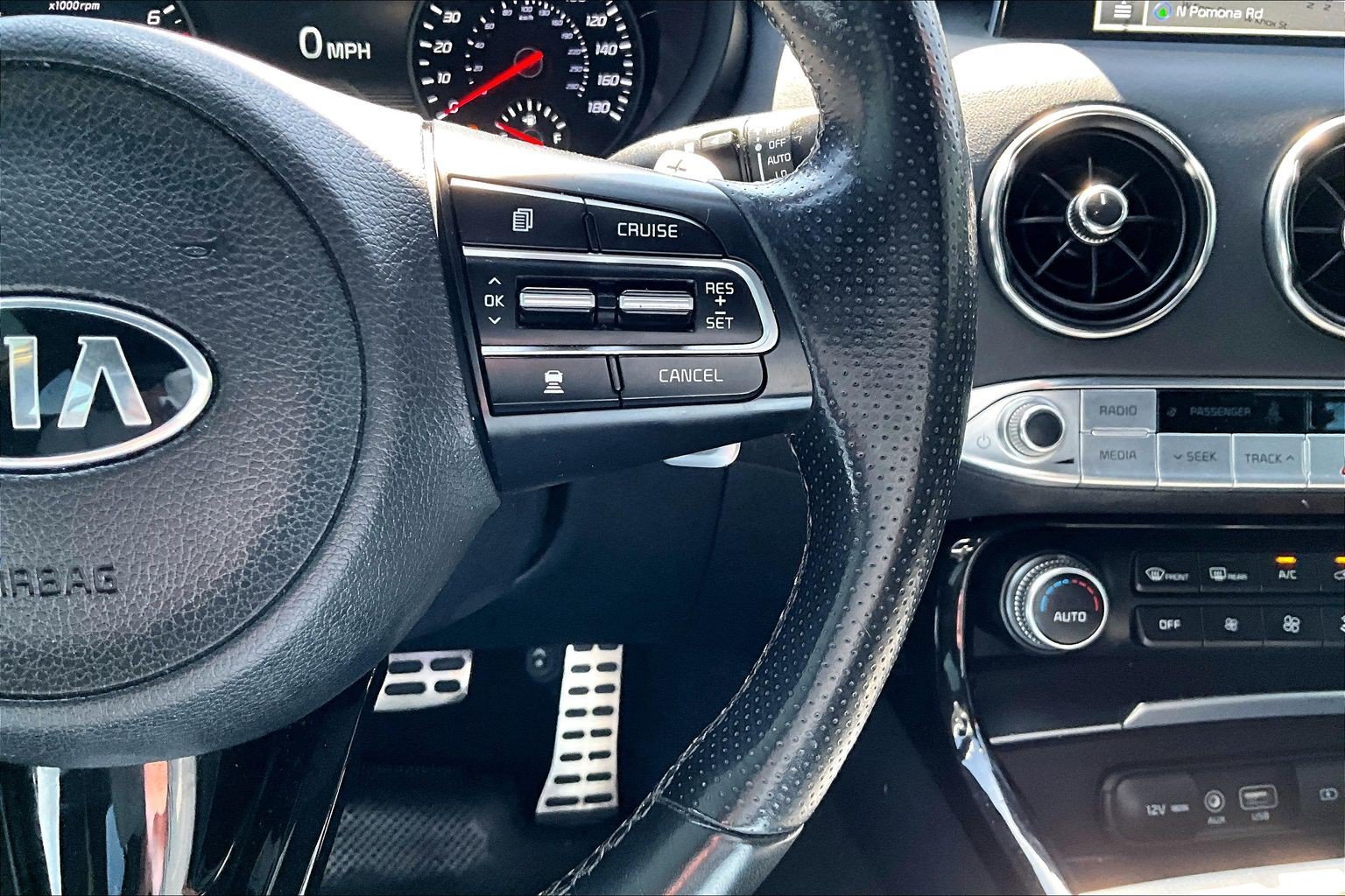 Used 2018 Kia Stinger GT2 RWD image 20