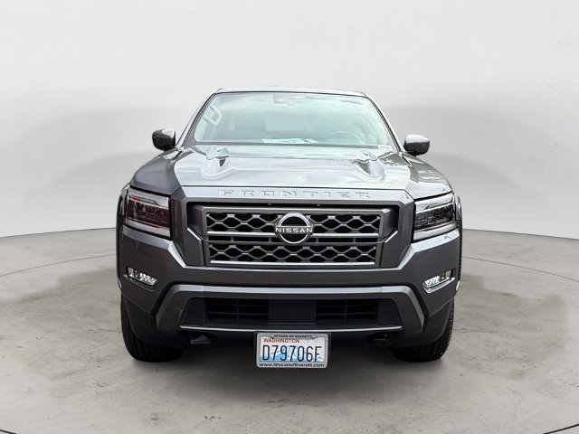 Used 2024 Nissan Frontier SL w/ Technology Package AWD/4WD image 2