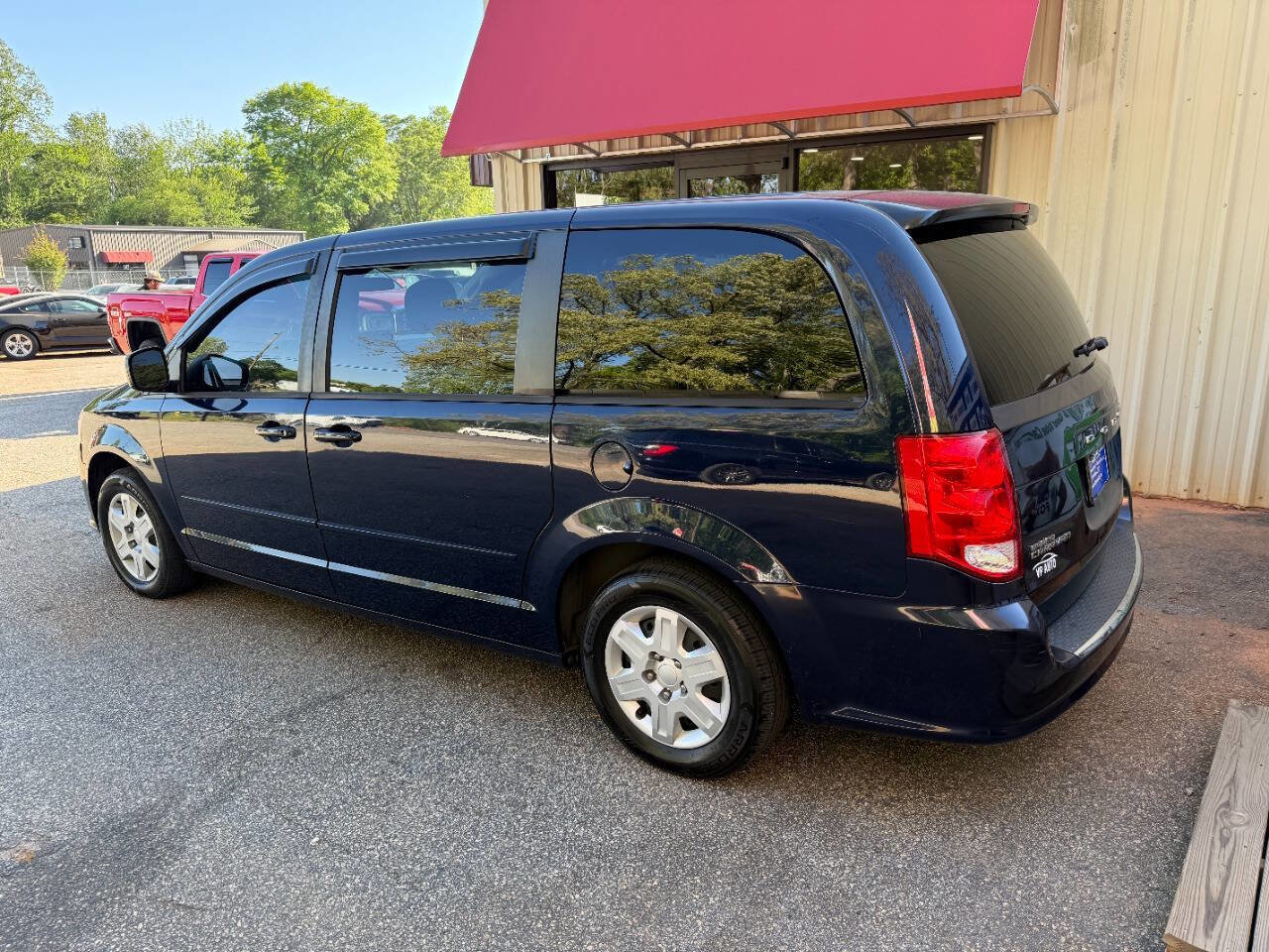 Used 2012 Dodge Grand Caravan SE FWD image 7