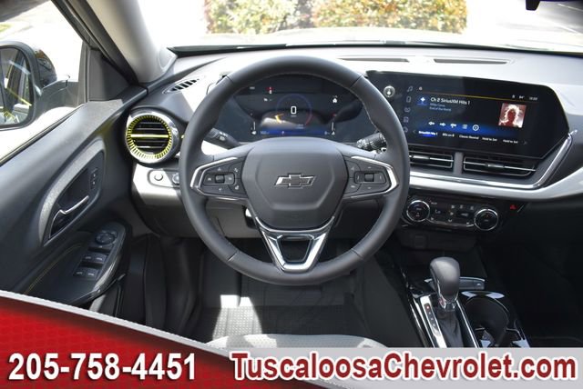 New 2026 Chevrolet Trax LT w/ Midnight Edition FWD image 18