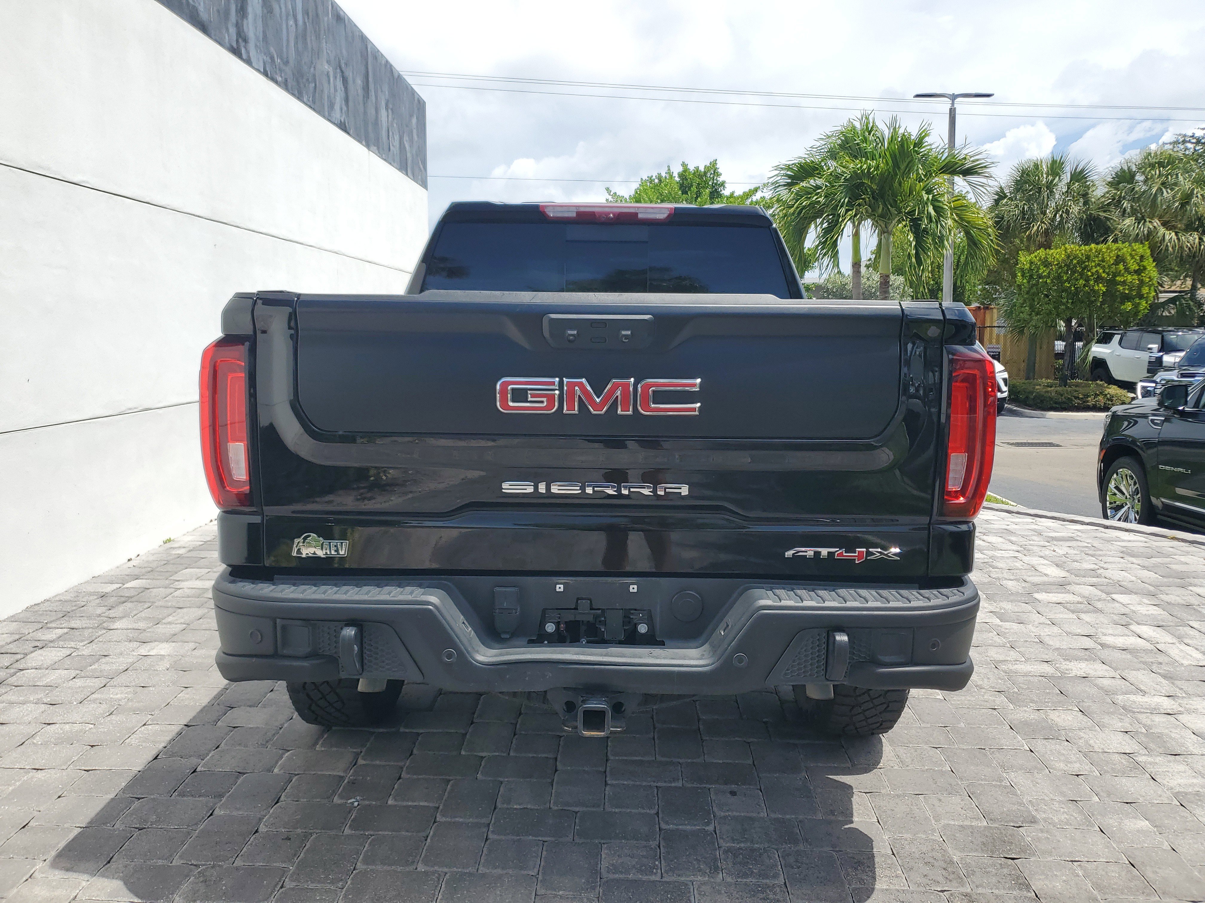 Used 2024 GMC Sierra 1500 AT4X w/ AT4X AEV Edition AWD/4WD image 5