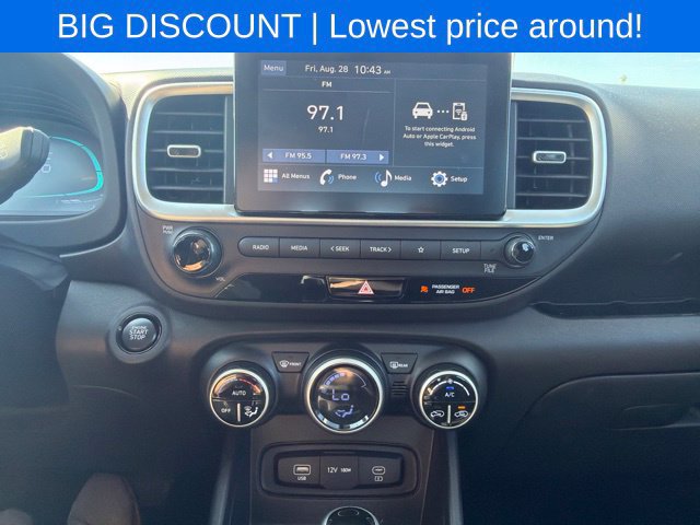 Used 2025 Hyundai Venue SEL FWD image 33