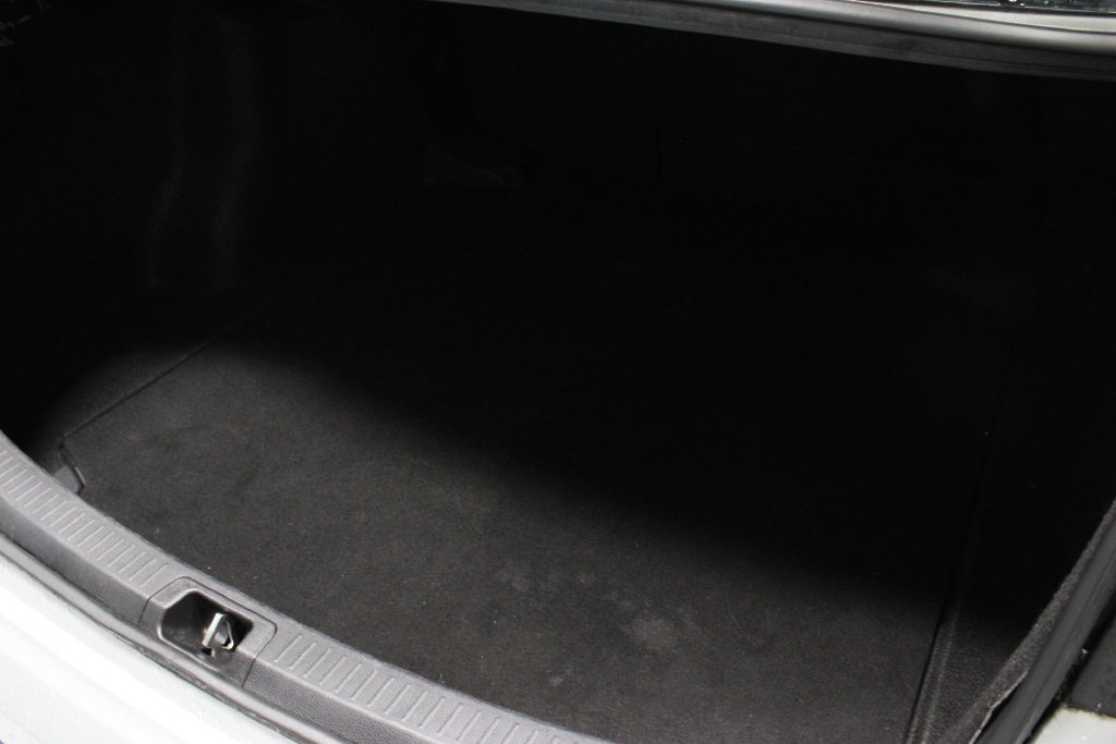 Used 2024 Toyota Corolla LE FWD image 16