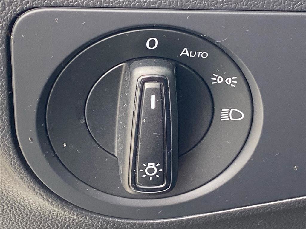 Used 2021 Volkswagen Tiguan S AWD/4WD image 12