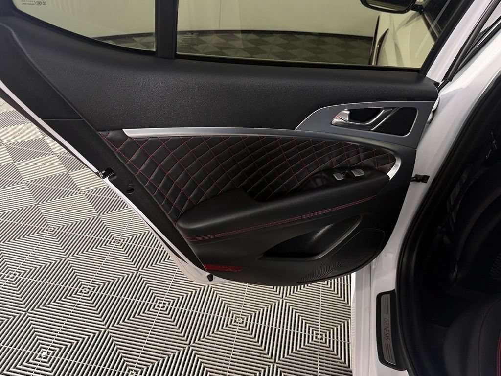 Used 2019 Genesis G70 3.3T Advanced w/ Sport Package RWD image 25