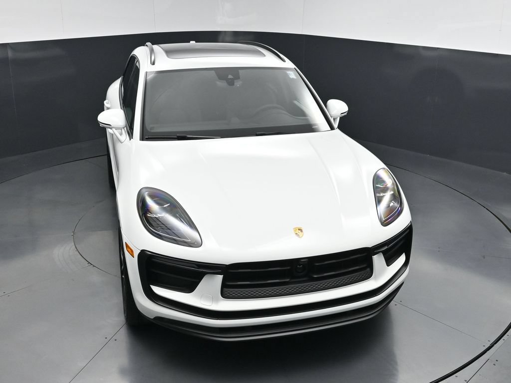 New 2026 Porsche Macan AWD/4WD image 21