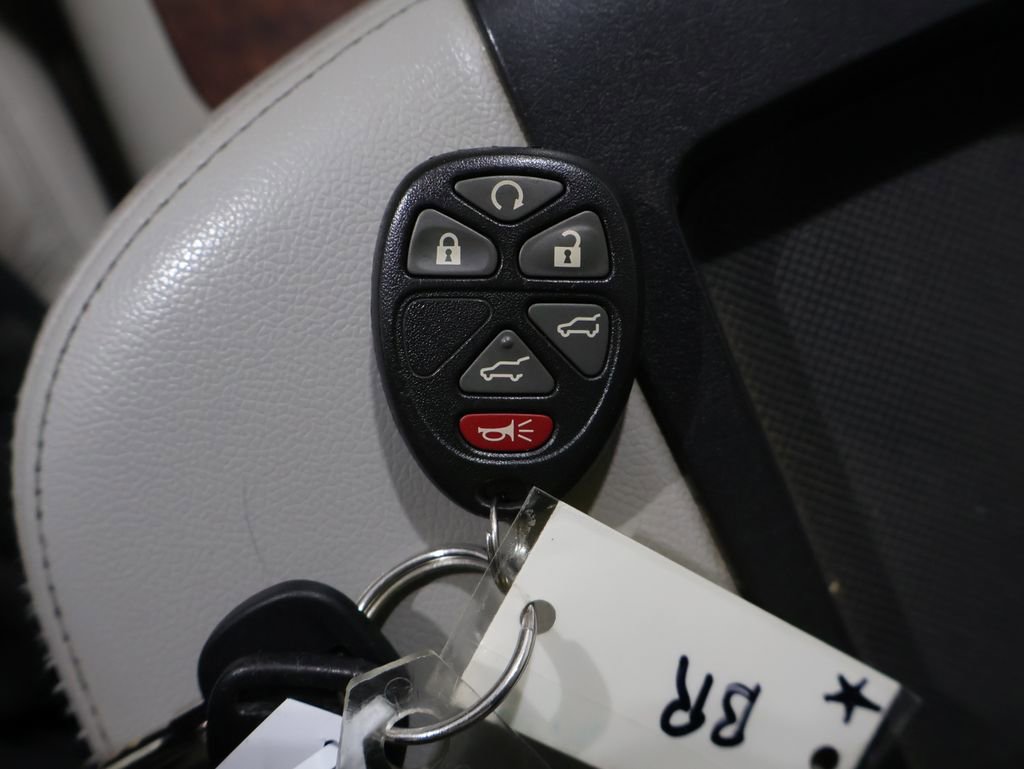 Used 2011 Chevrolet Tahoe LTZ image 27