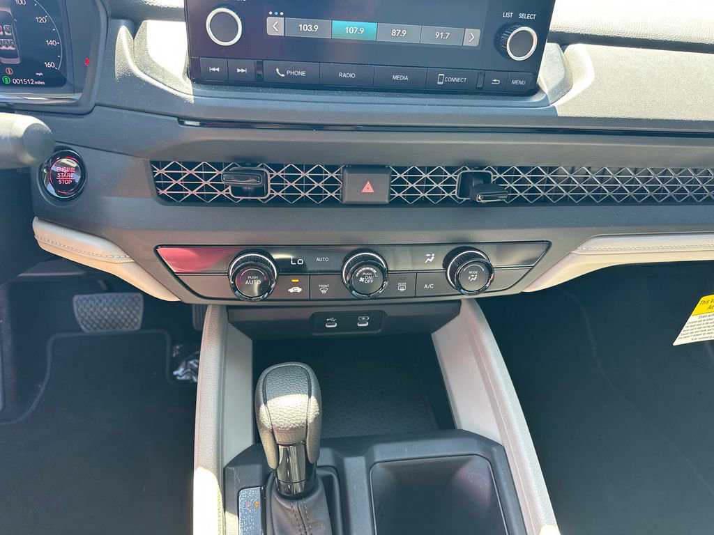 Used 2025 Honda Accord LX image 29