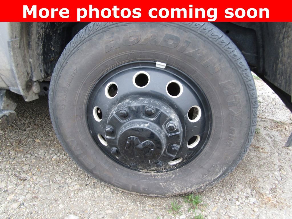 Used 2024 RAM 3500 Big Horn w/ Night Edition image 9