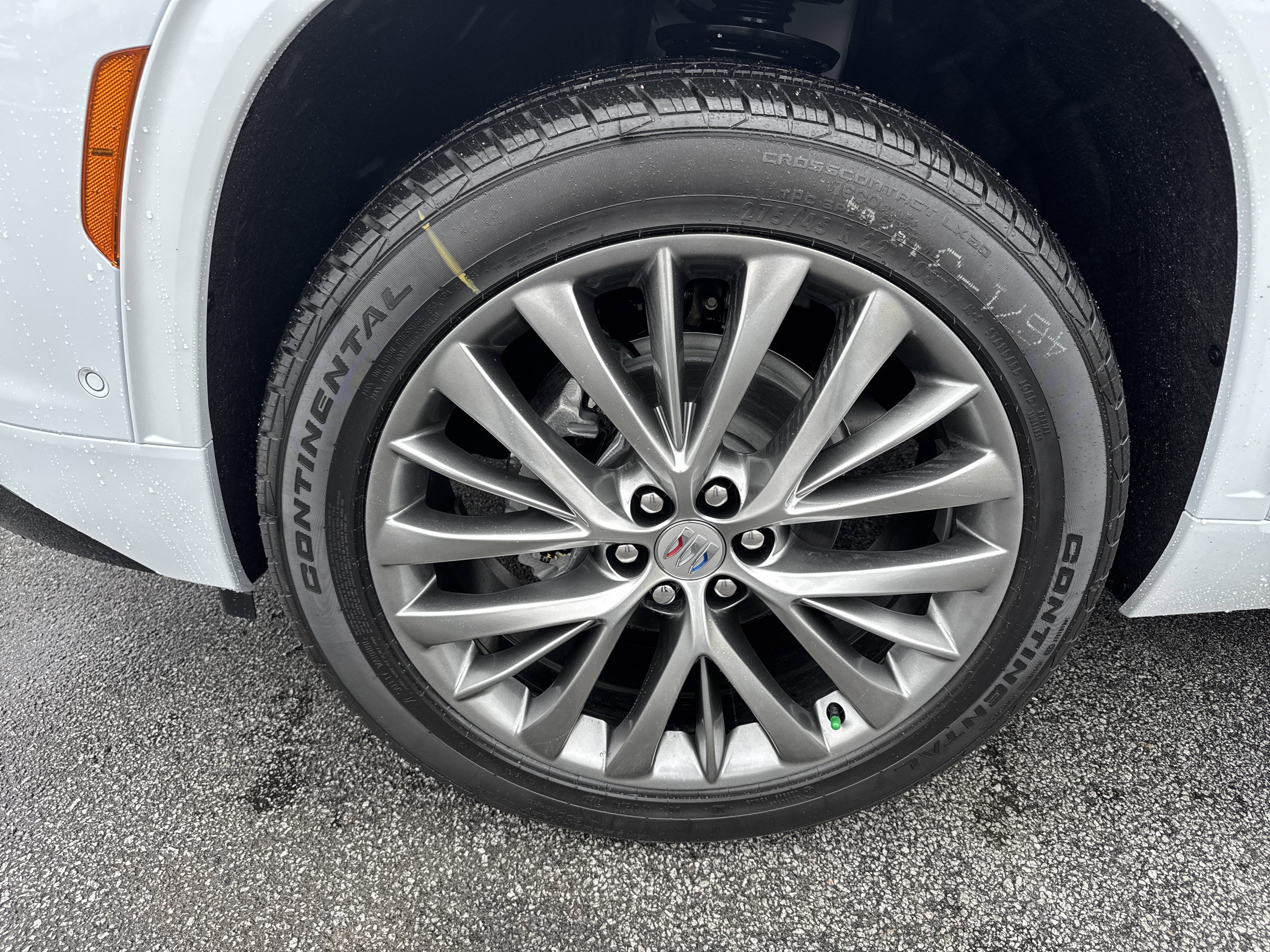 New 2026 Buick Enclave Avenir w/ Super Cruise Package image 13