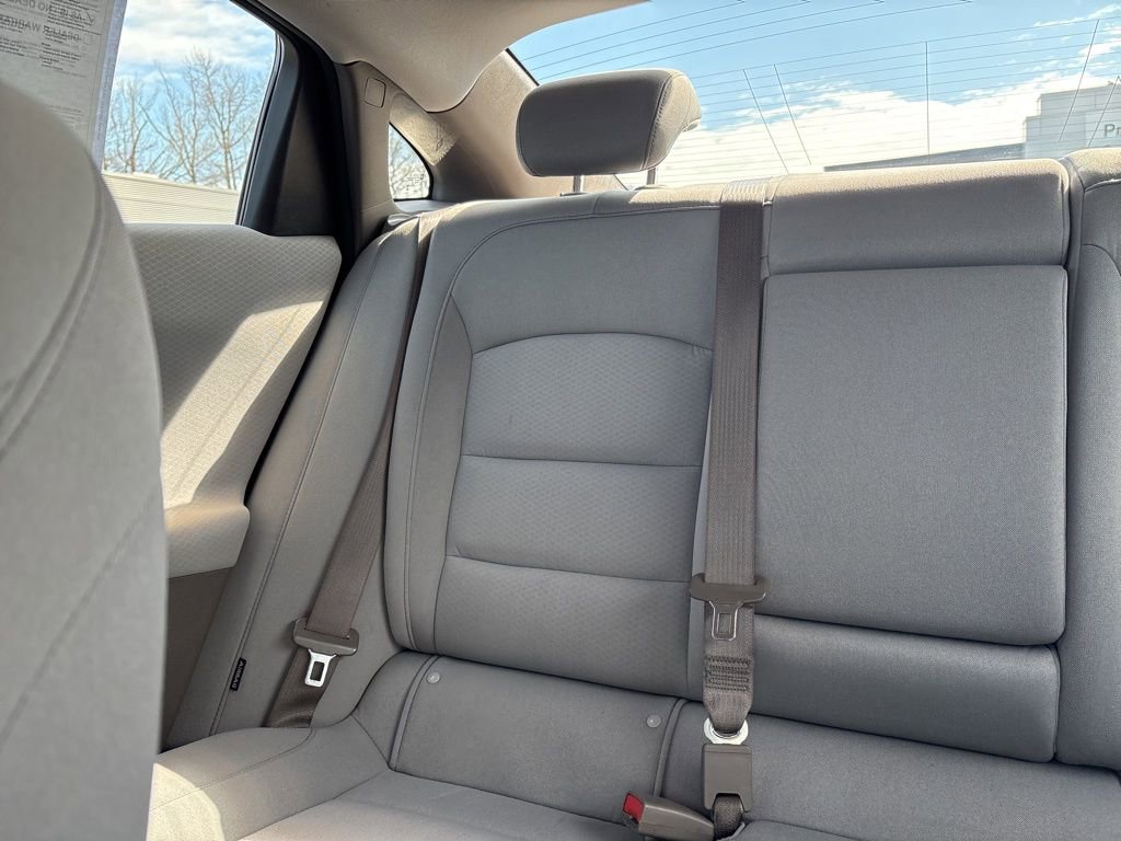 Used 2024 Chevrolet Malibu LT image 12