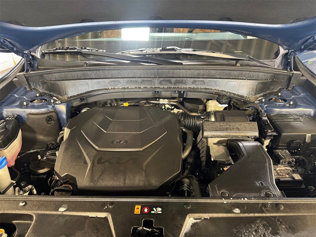 Certified 2025 Kia Telluride AWD image 27