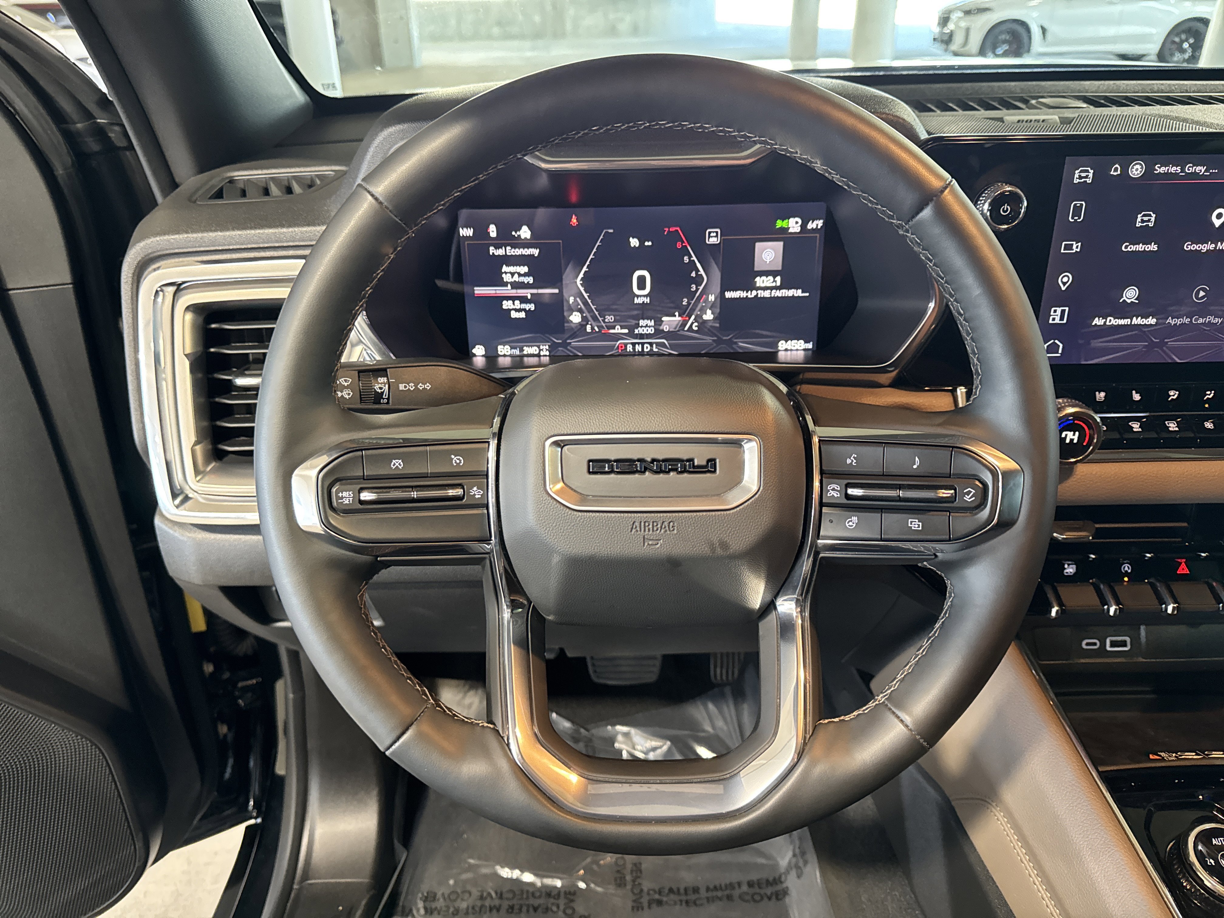 Used 2025 GMC Canyon Denali image 20