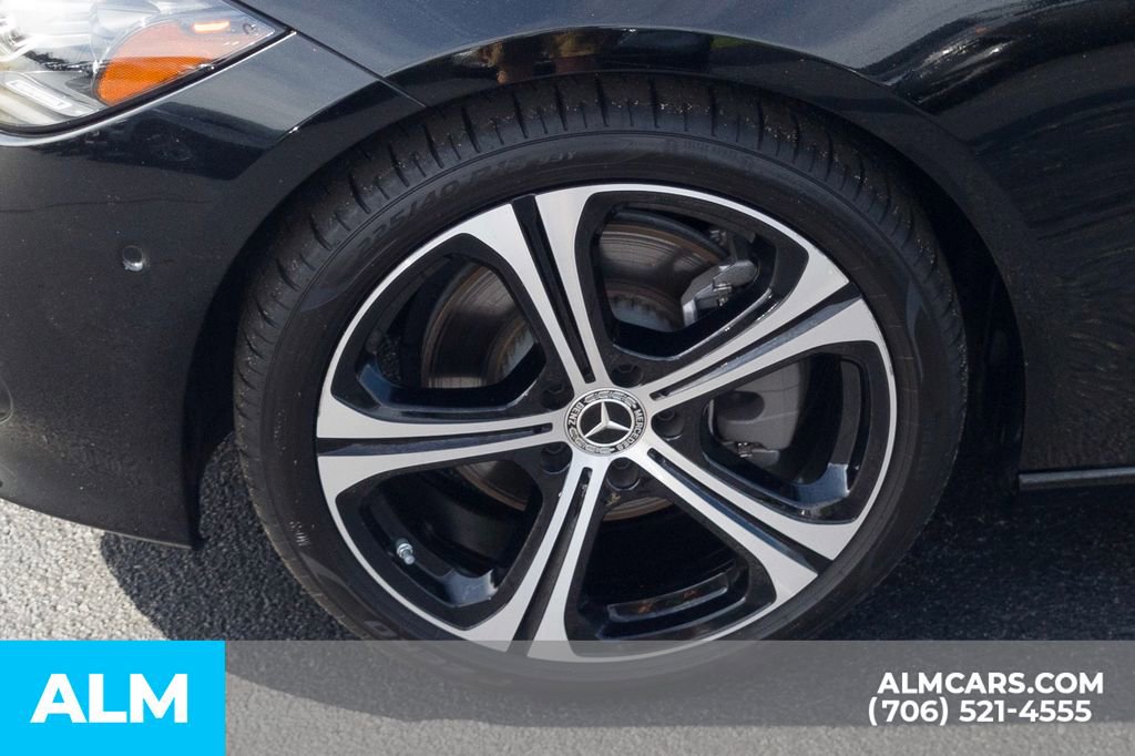Used 2025 Mercedes-Benz C 300 Sedan image 14