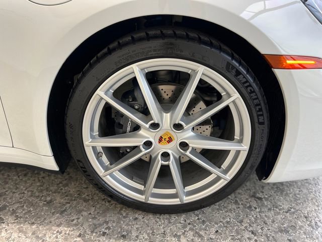 Used 2023 Porsche 911 Carrera image 38