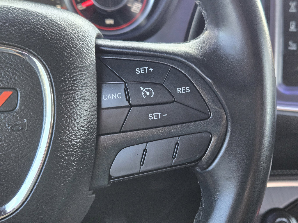 Used 2016 Dodge Challenger R/T image 28