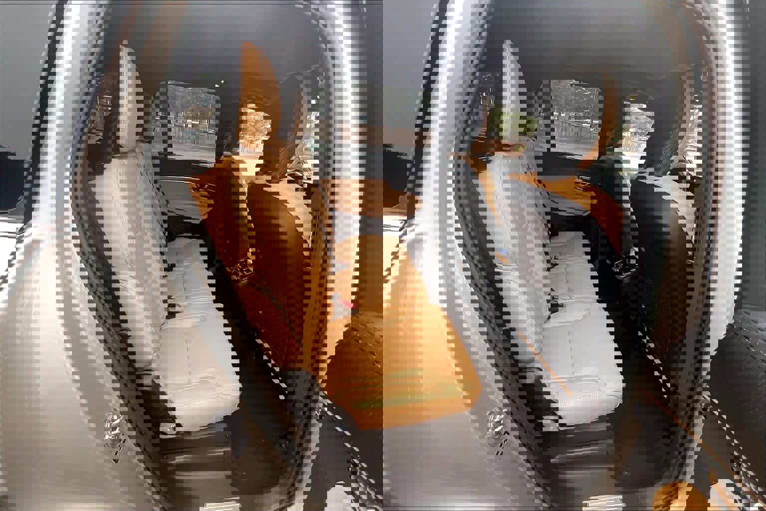 Used 2023 Volvo XC90 B6 Ultimate image 30