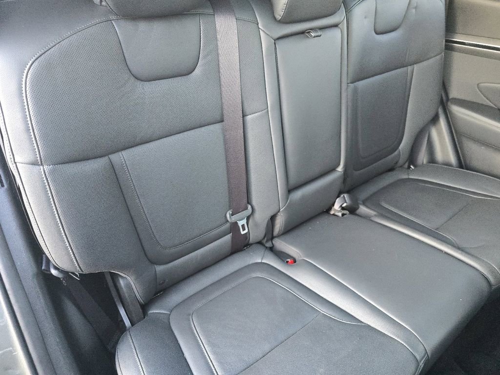 Used 2022 Hyundai Tucson Limited image 22