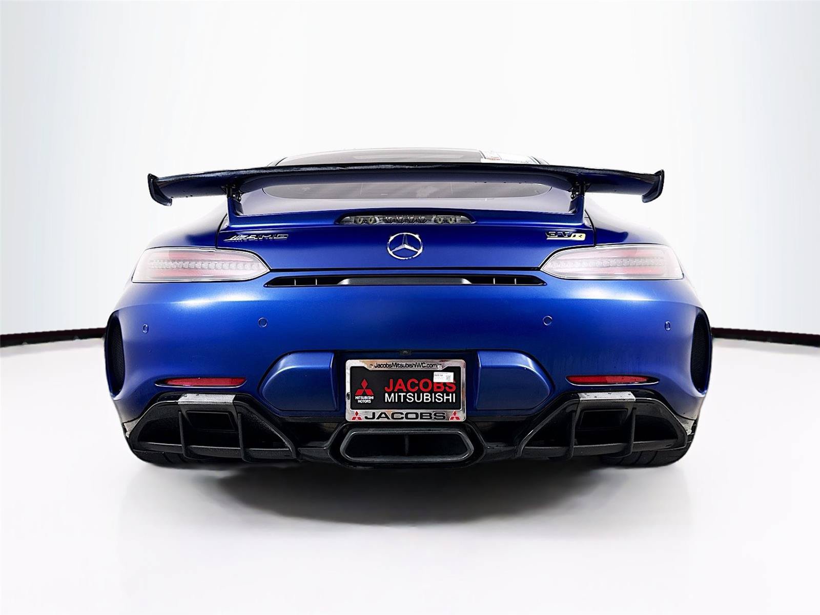 Used 2020 Mercedes-Benz AMG GT R w/ Exclusive Interior Package image 20