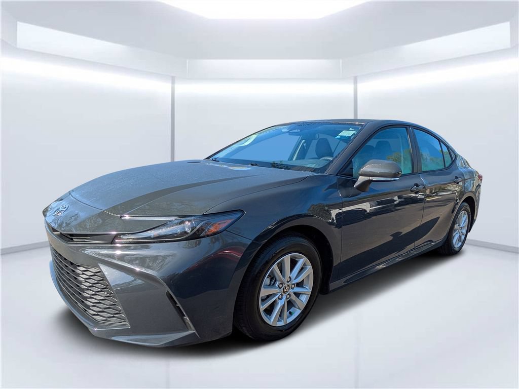 Used 2025 Toyota Camry LE FWD image 8