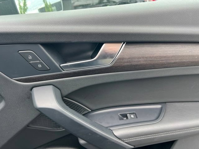 Used 2024 Audi Q5 2.0T Premium Plus AWD/4WD image 35