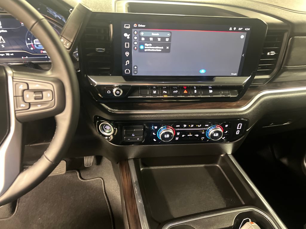 Certified 2025 GMC Sierra 2500 SLT w/ SLT Premium Package AWD/4WD image 21