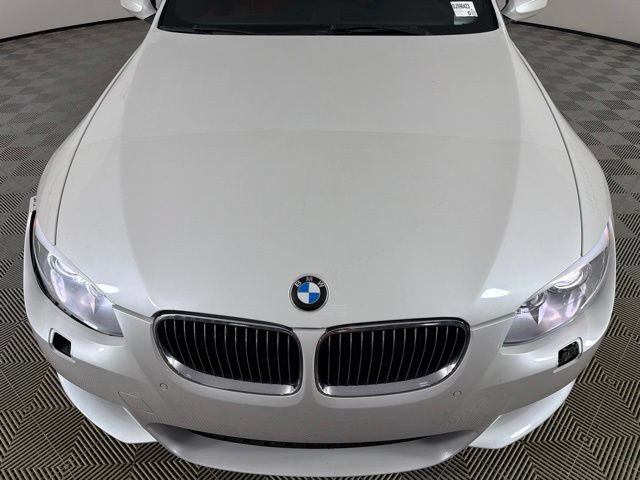 Used 2013 BMW 335i Convertible RWD image 5