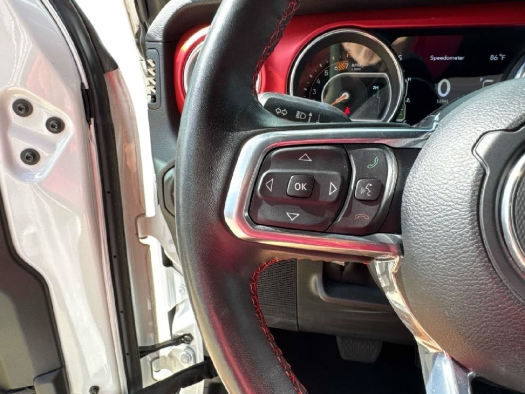 Used 2023 Jeep Wrangler Unlimited Rubicon w/ Cold Weather Group AWD/4WD image 28