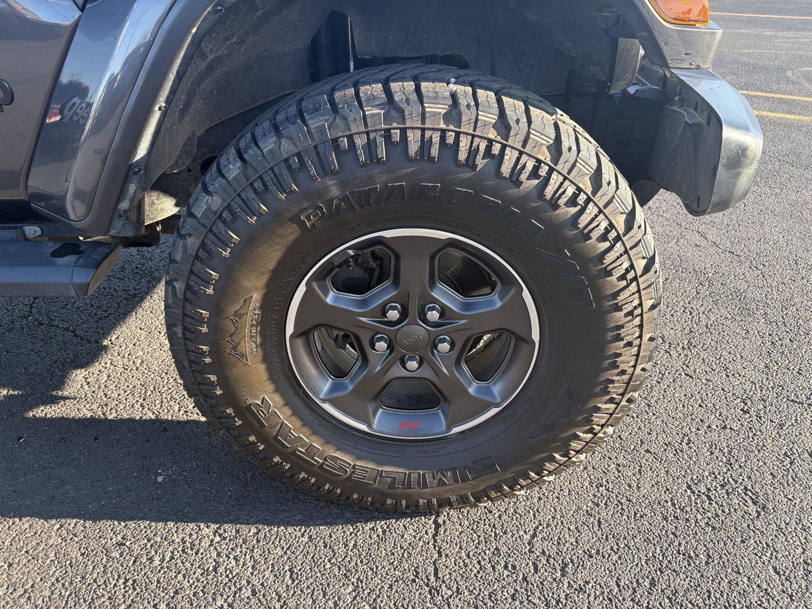 Used 2021 Jeep Gladiator Sport image 25