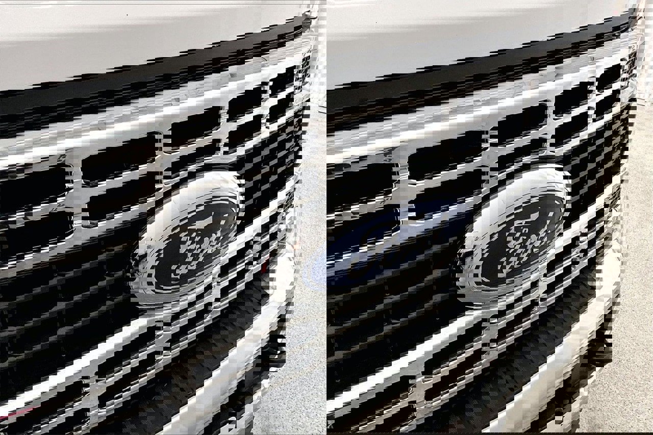 Used 2023 Ford F250 XLT w/ FX4 Off-Road Package image 30