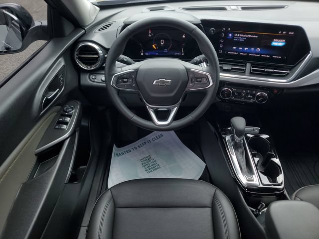 Used 2025 Chevrolet Trax ACTIV w/ Driver Confidence Package FWD image 17