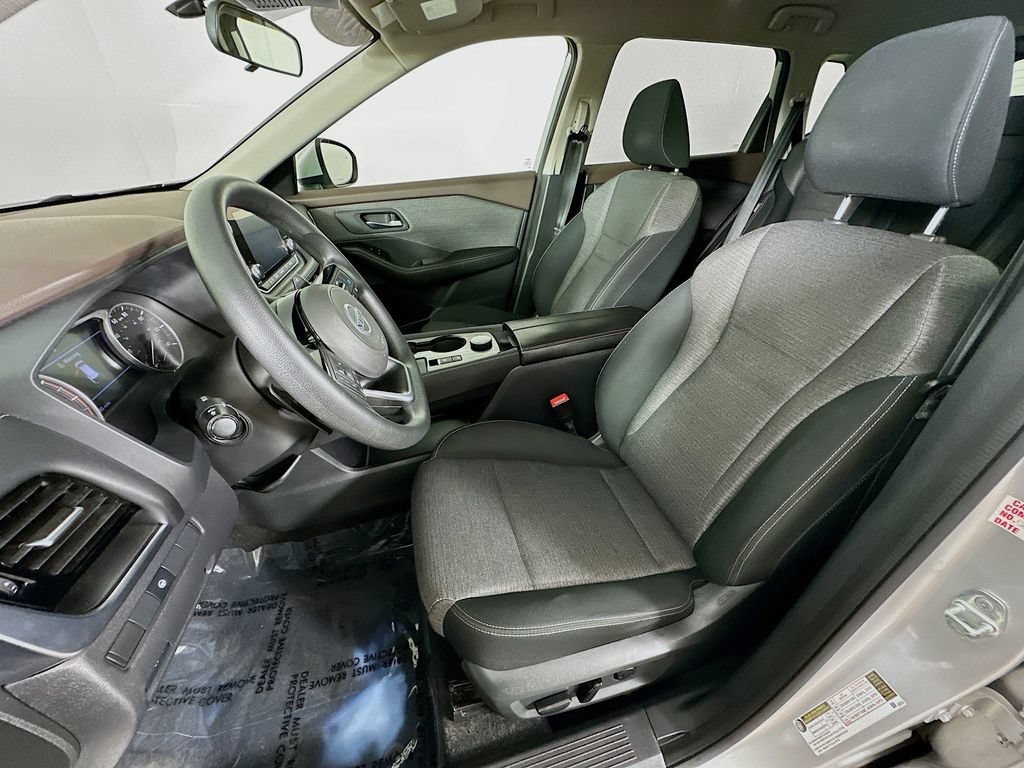 Used 2021 Nissan Rogue SV AWD/4WD image 27
