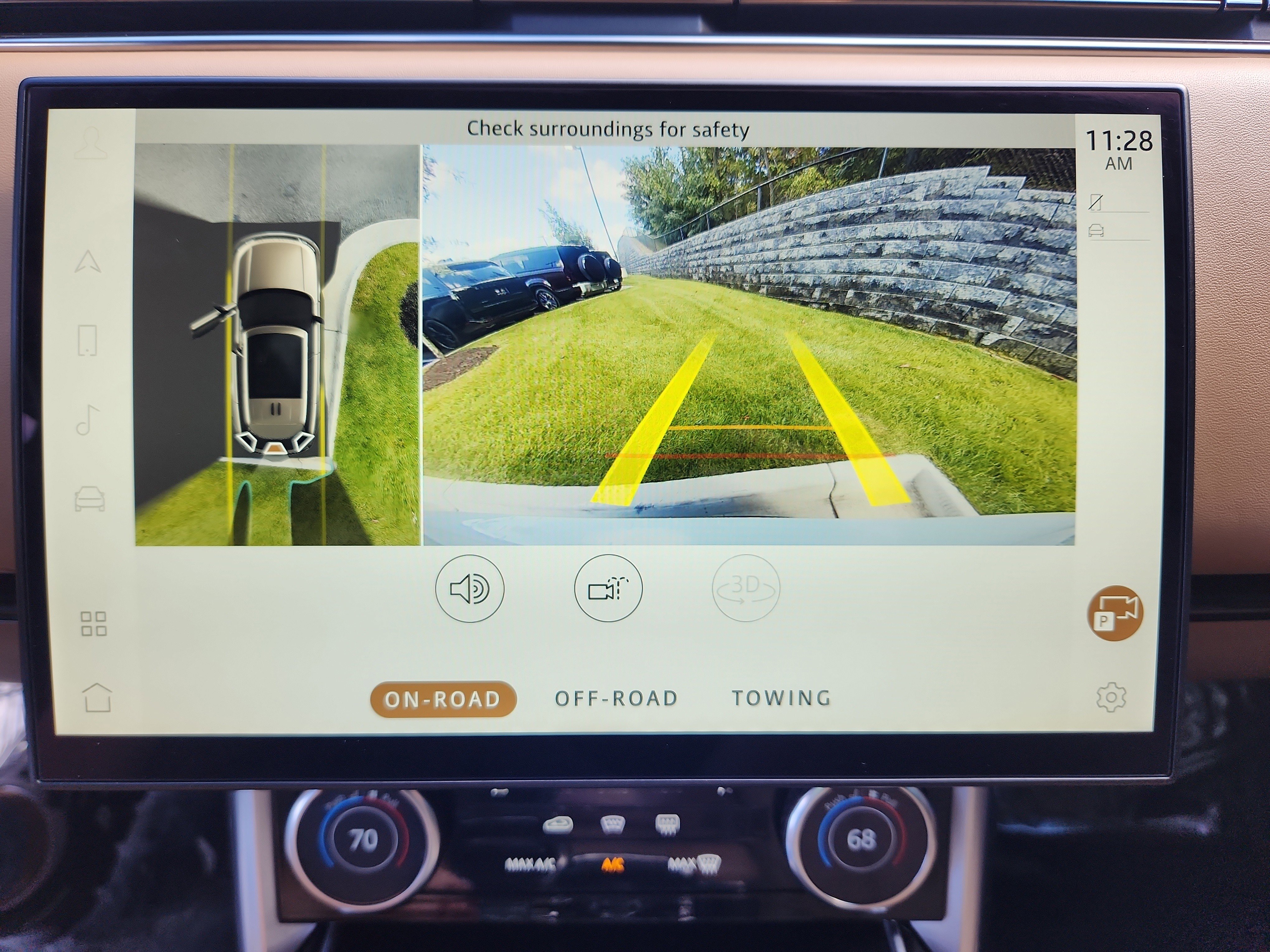 Used 2023 Land Rover Range Rover SE image 23