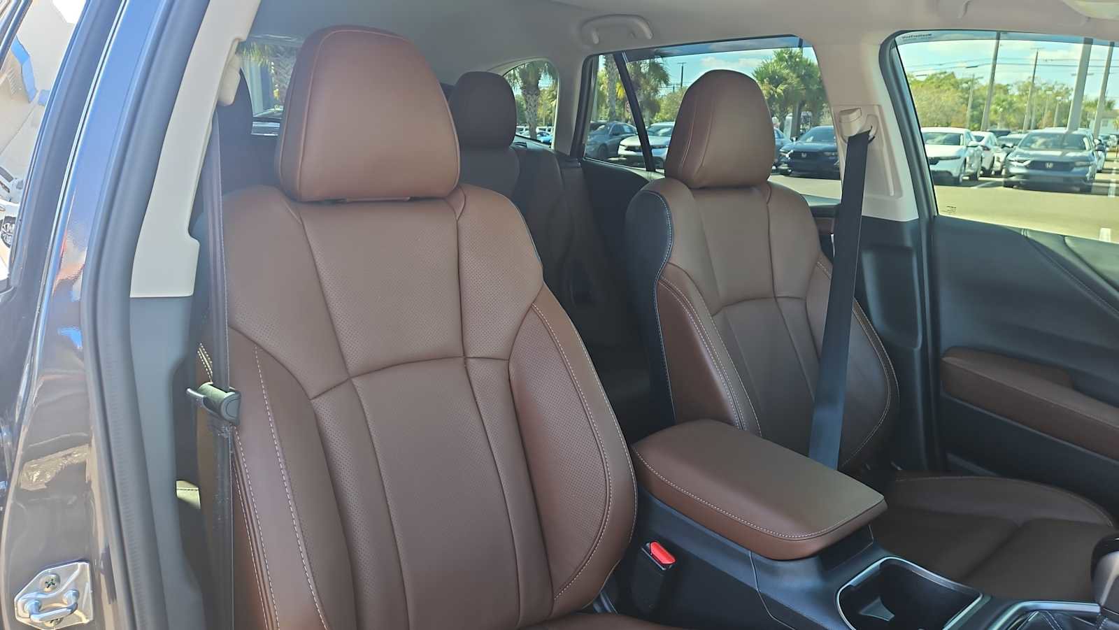 Used 2025 Subaru Outback Touring XT w/ Popular Package #2 image 26