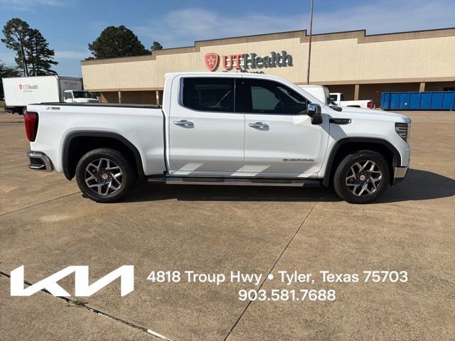 Used 2024 GMC Sierra 1500 SLT w/ SLT Premium Plus Package AWD/4WD image 15
