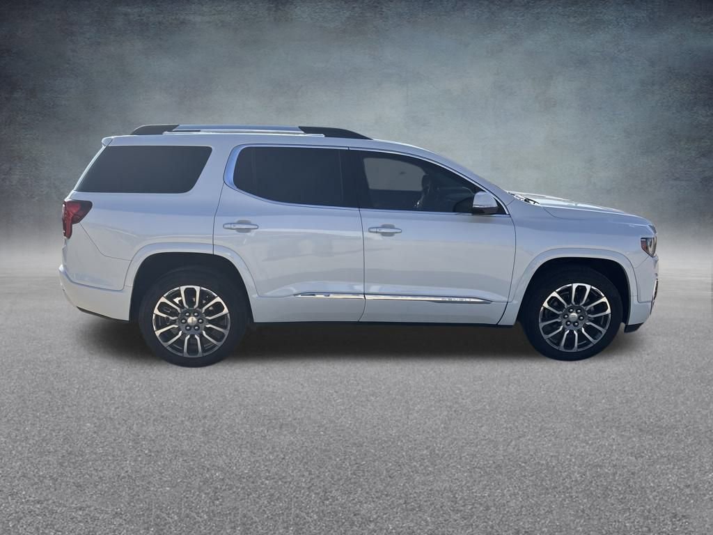 Used 2021 GMC Acadia Denali w/ Denali Technology Package image 6