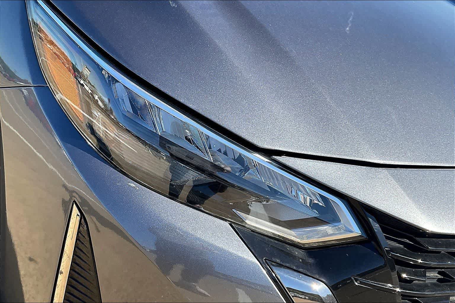 Used 2025 Nissan Sentra SR FWD image 30