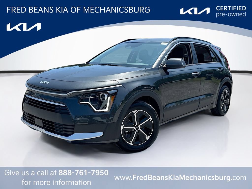 Certified 2025 Kia Niro EX FWD image 3