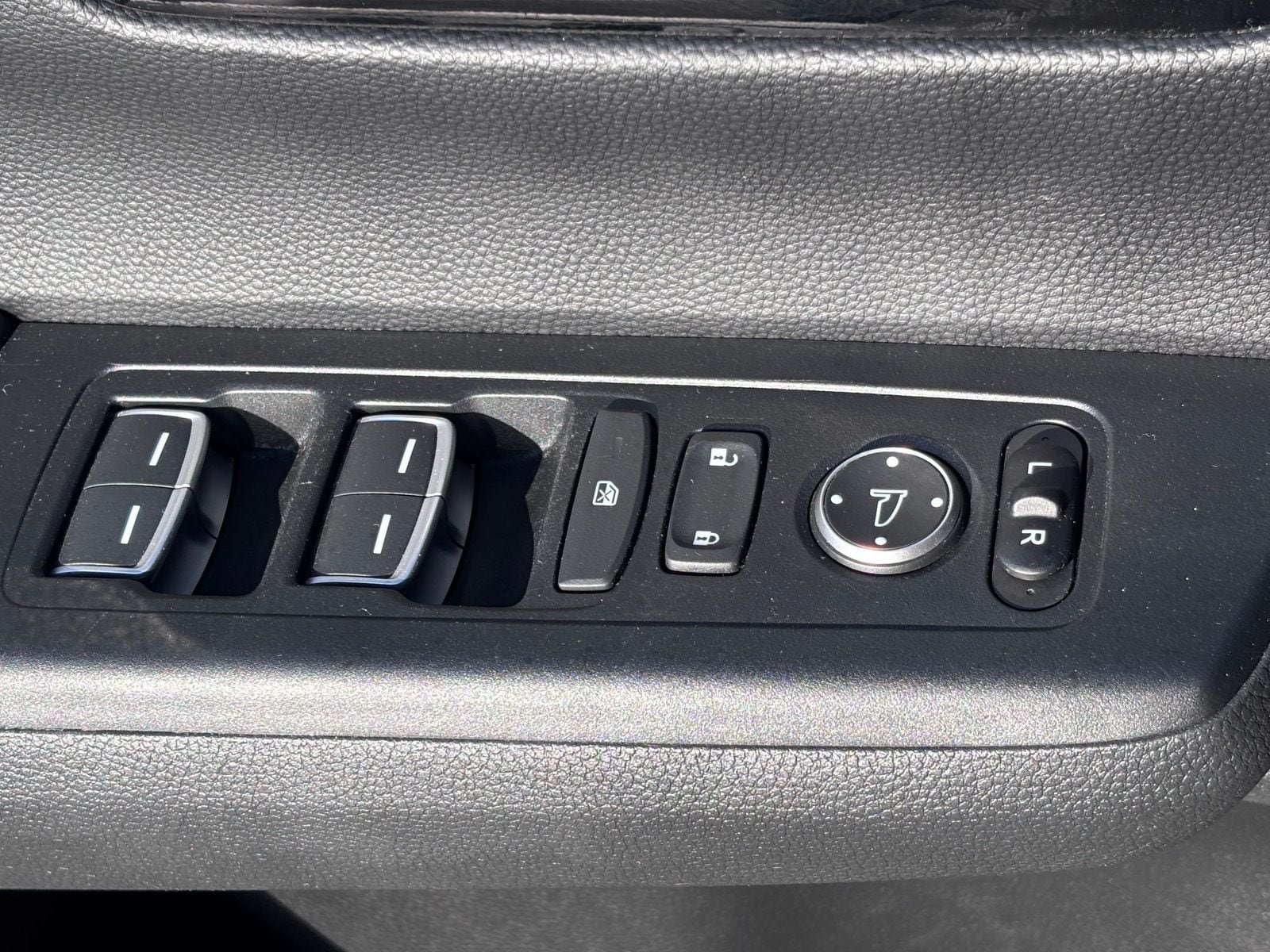 Used 2024 Honda CR-V Sport Touring image 21