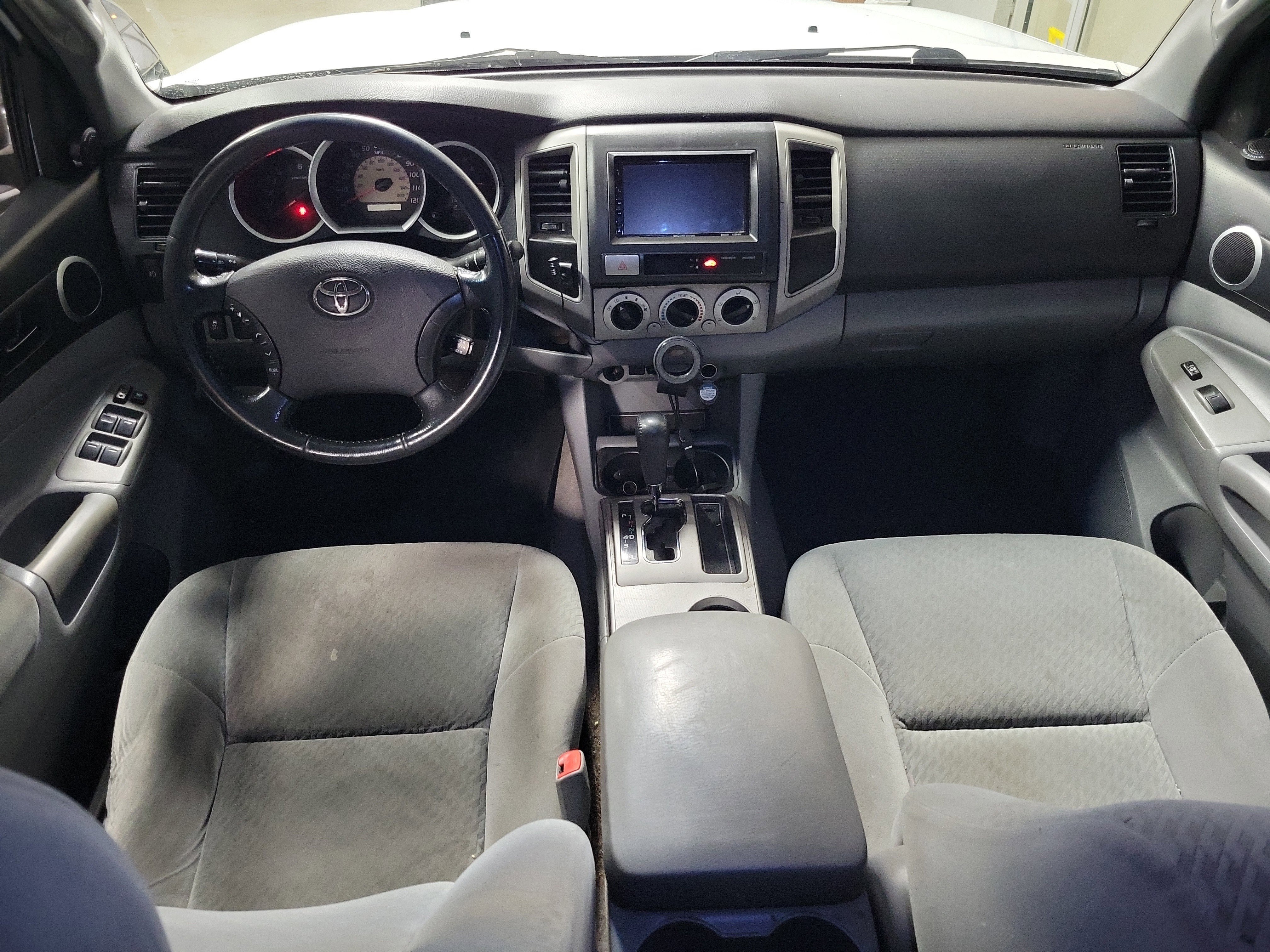 Used 2010 Toyota Tacoma PreRunner image 10