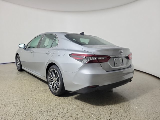 Used 2023 Toyota Camry XLE FWD image 7