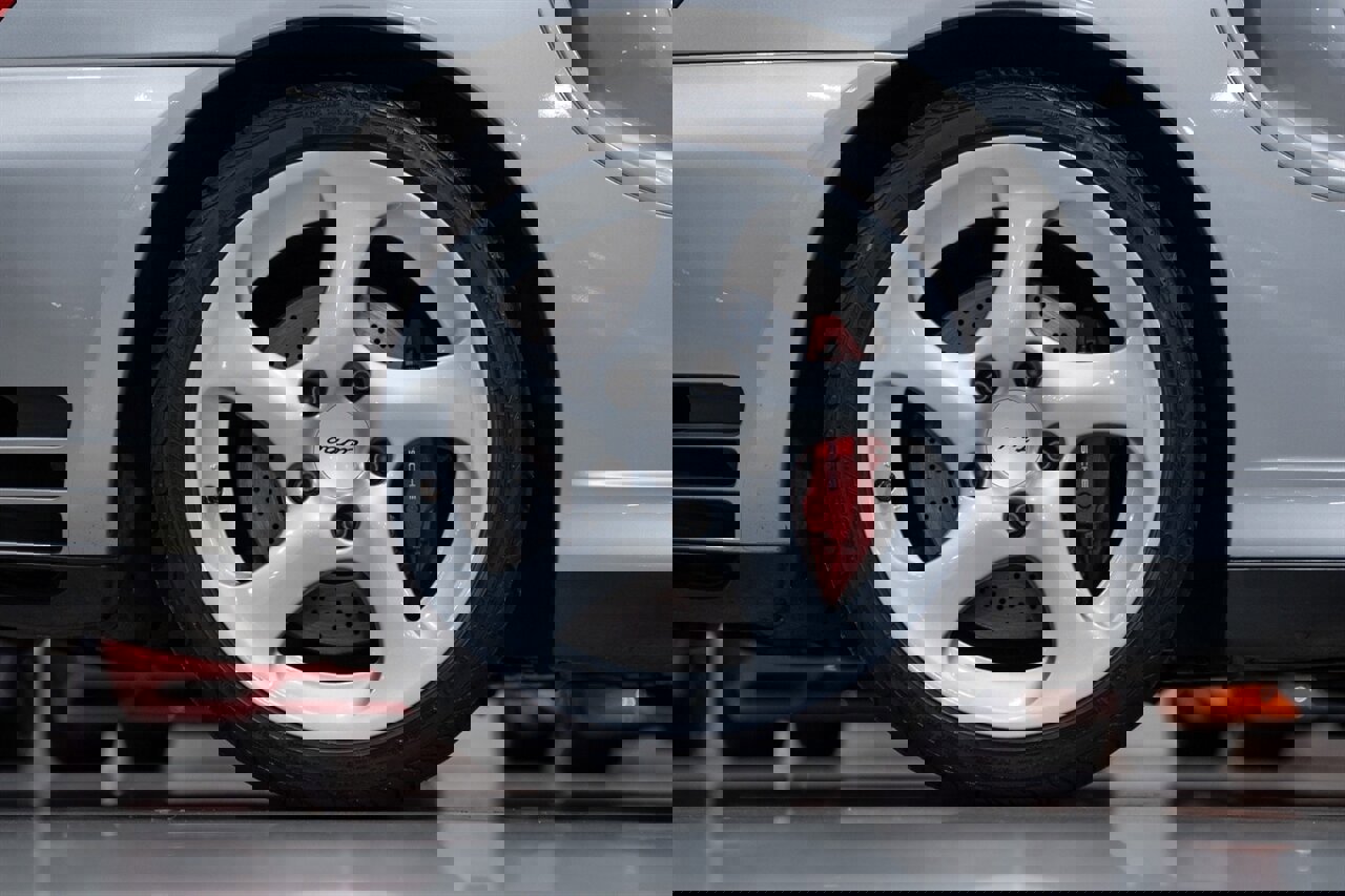 Used 2001 Porsche 911 Turbo image 45