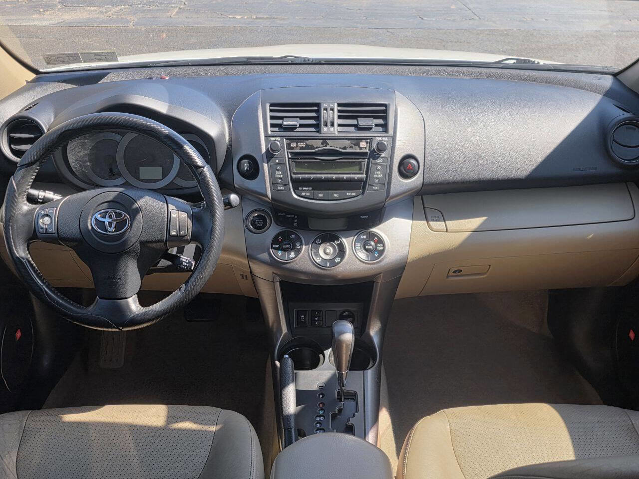 Used 2010 Toyota RAV4 Limited image 12