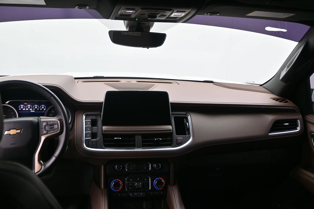 Used 2021 Chevrolet Tahoe High Country w/ Premium Package AWD/4WD image 15