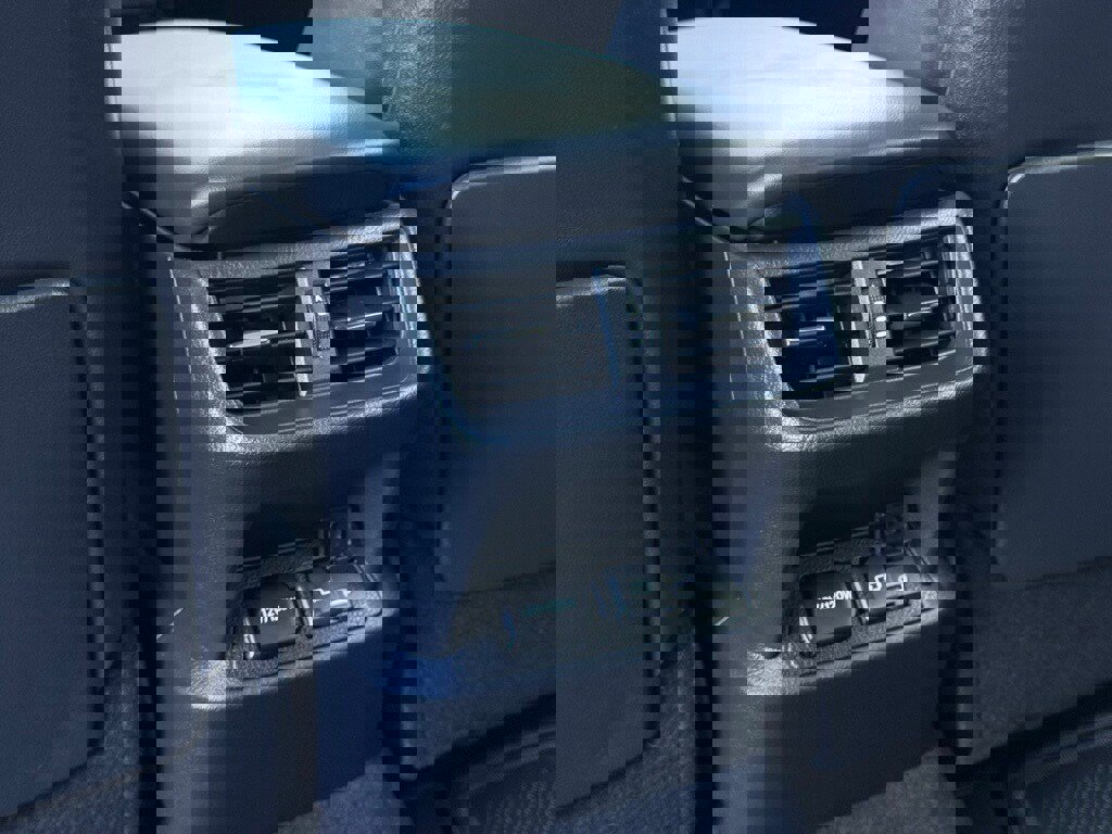 Certified 2025 Lexus ES 300h w/ Premium Package image 19