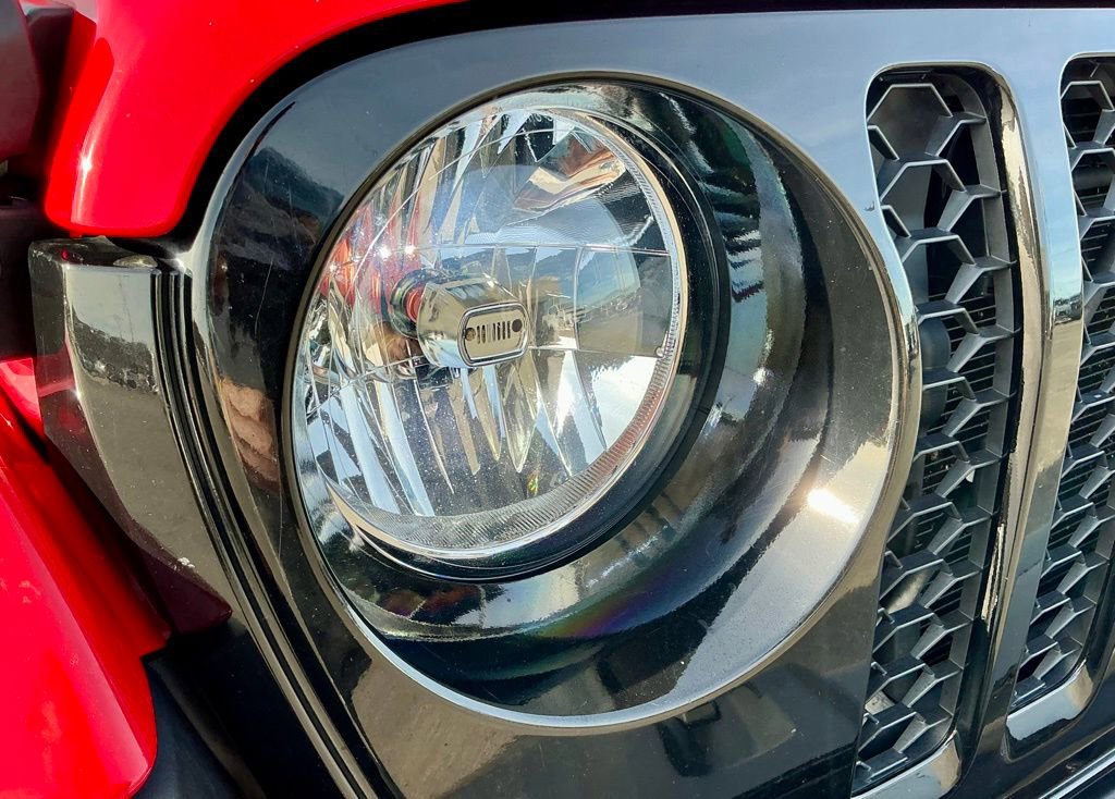 Used 2022 Jeep Gladiator Willys image 8