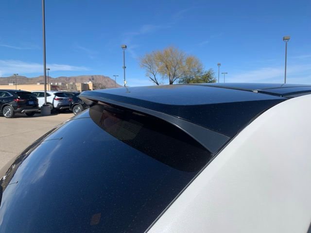 Used 2012 Lincoln MKX FWD image 6