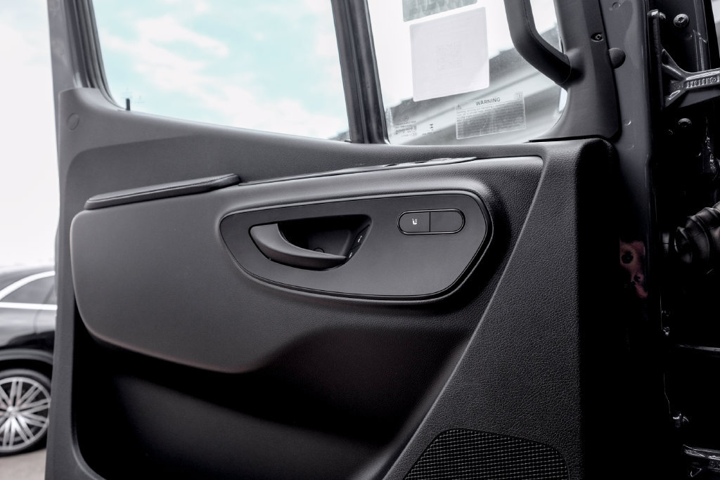 New 2026 Mercedes-Benz Sprinter 2500 image 14